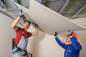 10 Étapes à suivre pour poser un plafond correctement à Thiron-Gardais